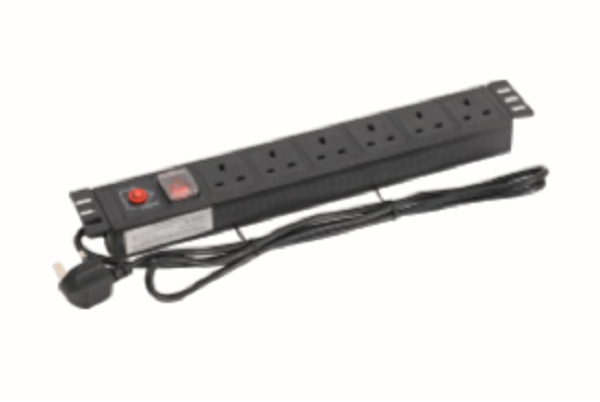 NPD-08/B///8 way UK Type PDU